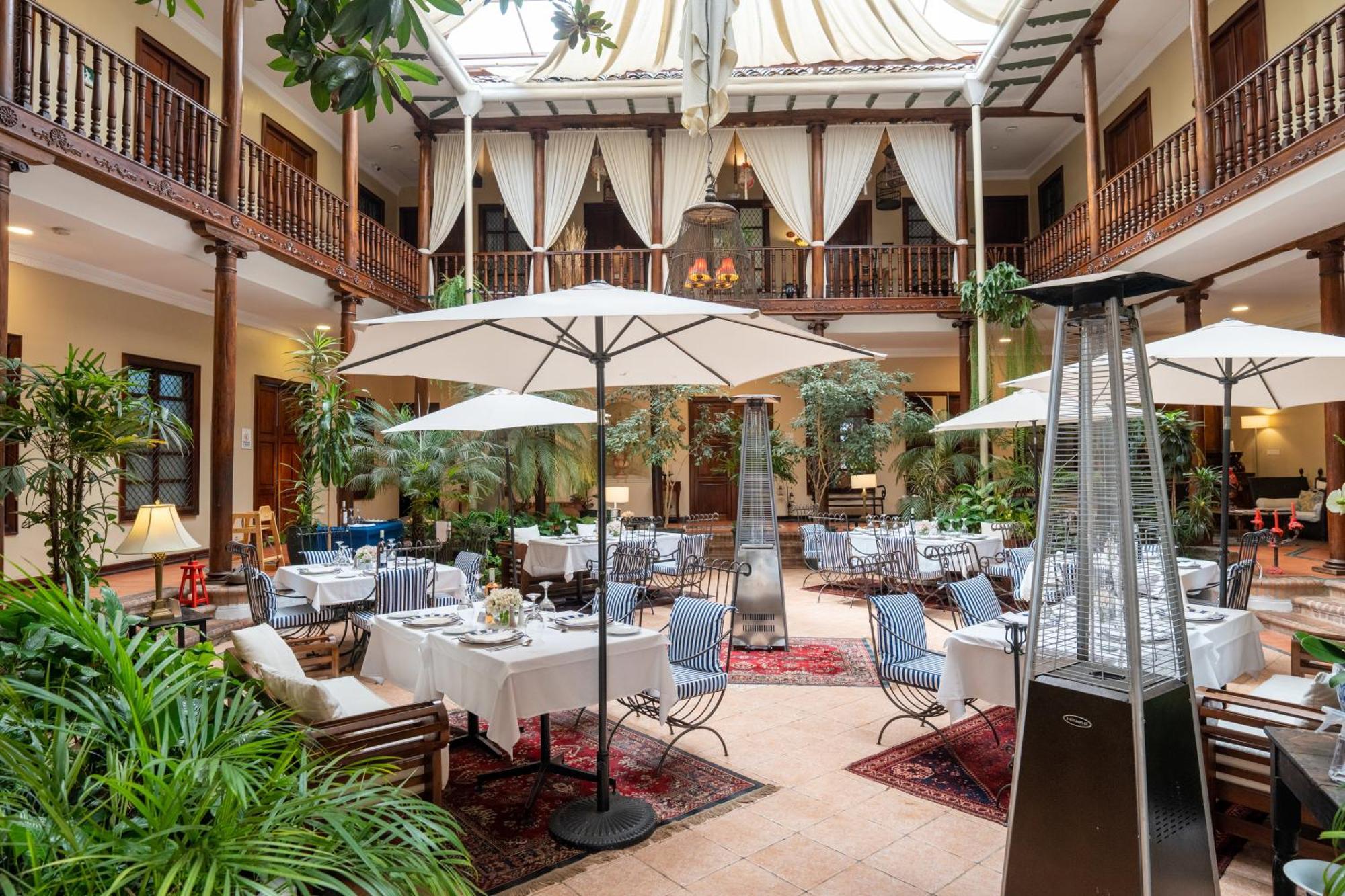Hotel Boutique Santa Lucia Куенка Екстериор снимка