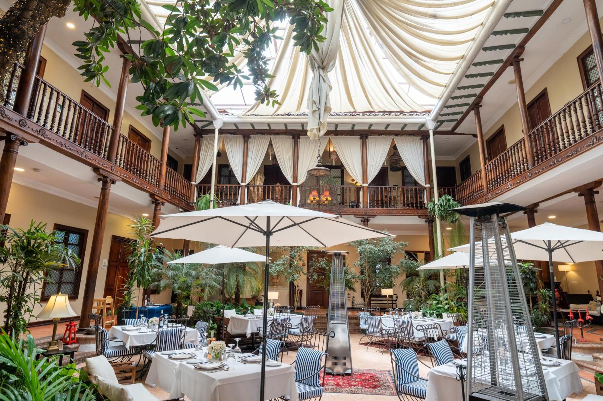 Hotel Boutique Santa Lucia Куенка Екстериор снимка