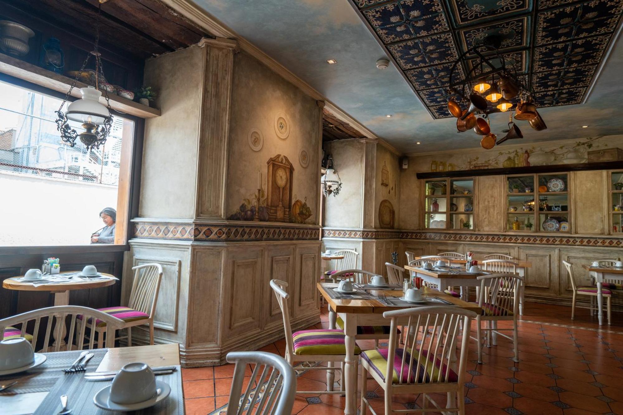 Hotel Boutique Santa Lucia Куенка Екстериор снимка