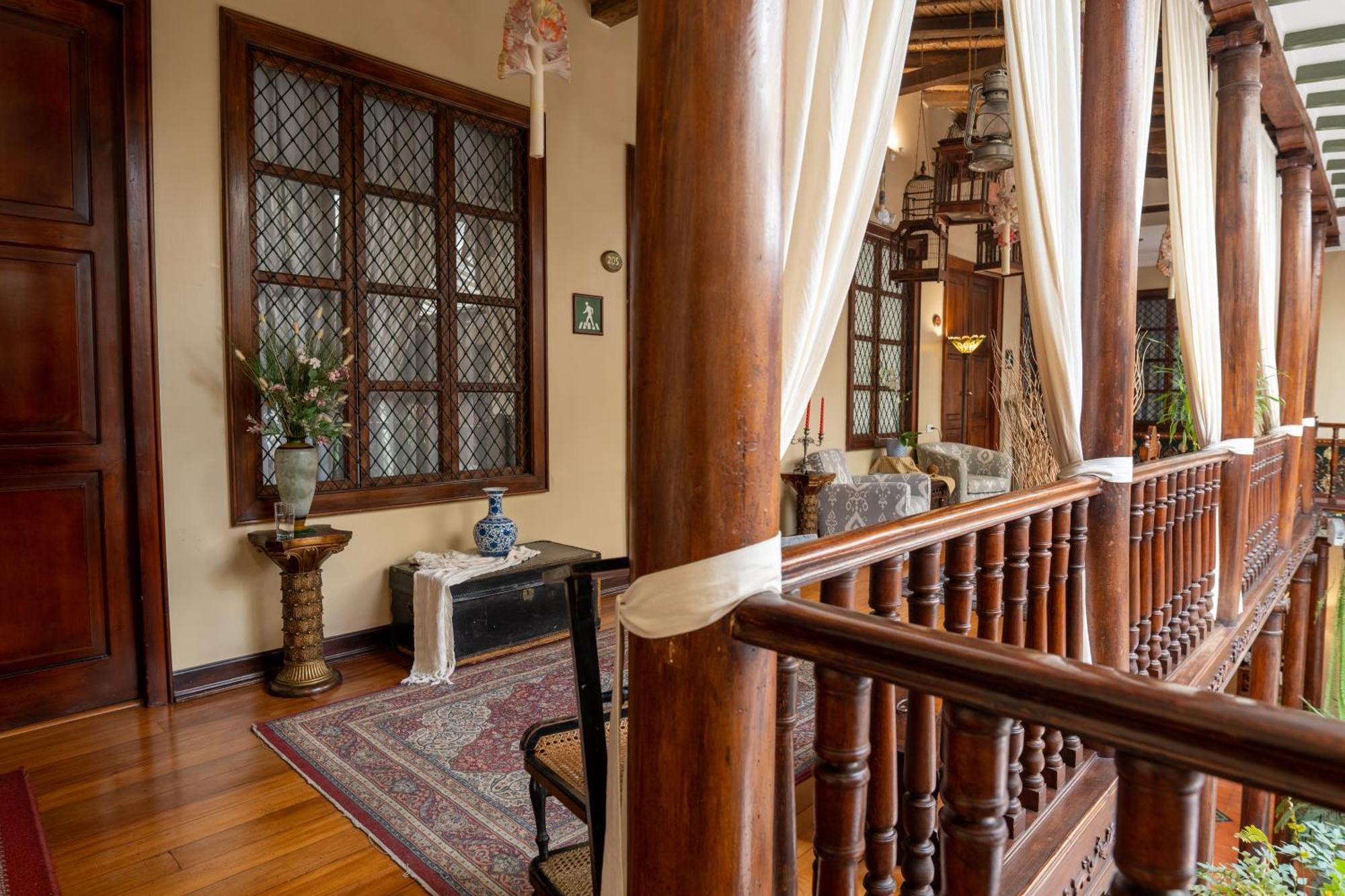Hotel Boutique Santa Lucia Куенка Екстериор снимка
