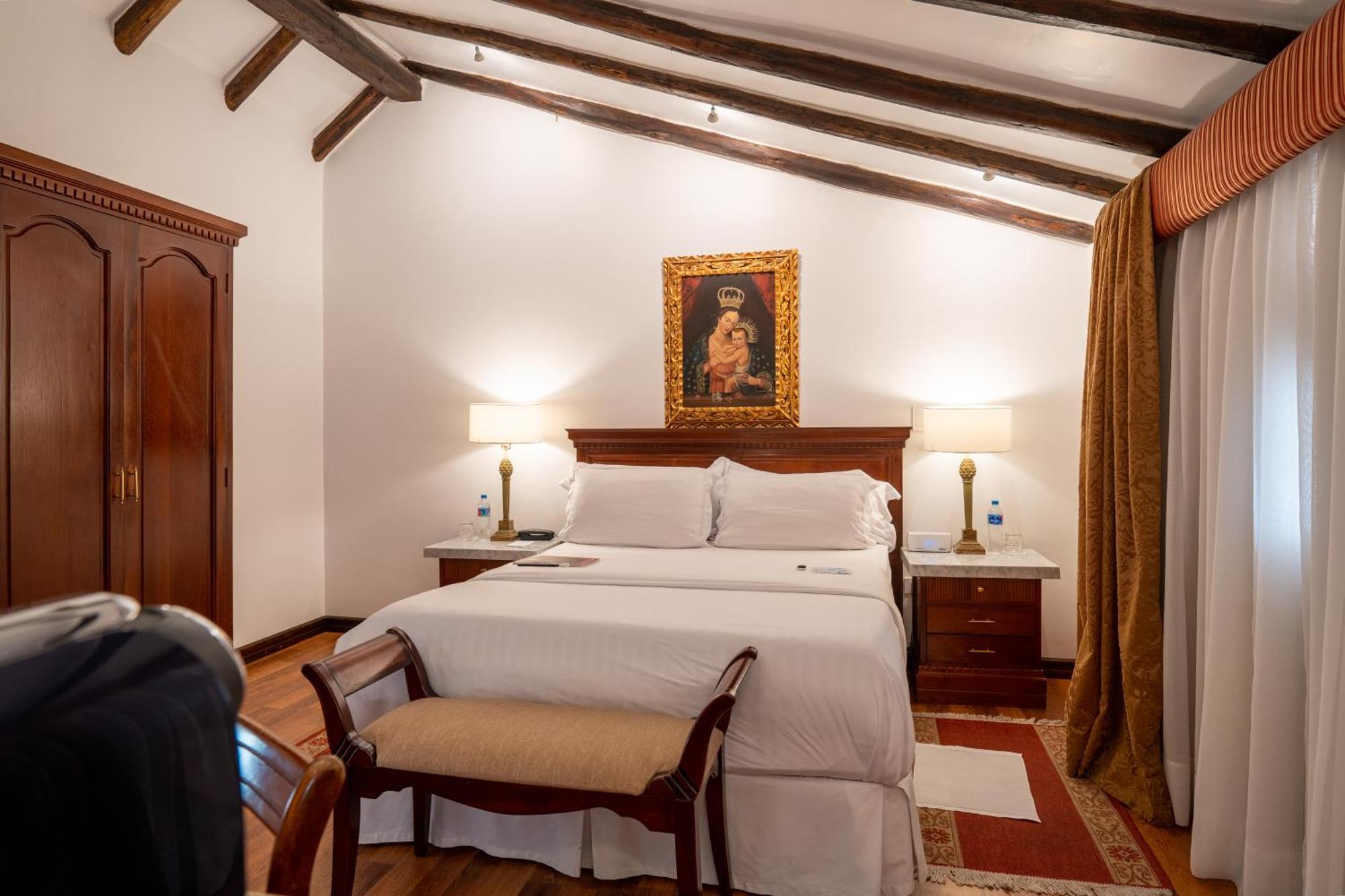 Hotel Boutique Santa Lucia Куенка Екстериор снимка