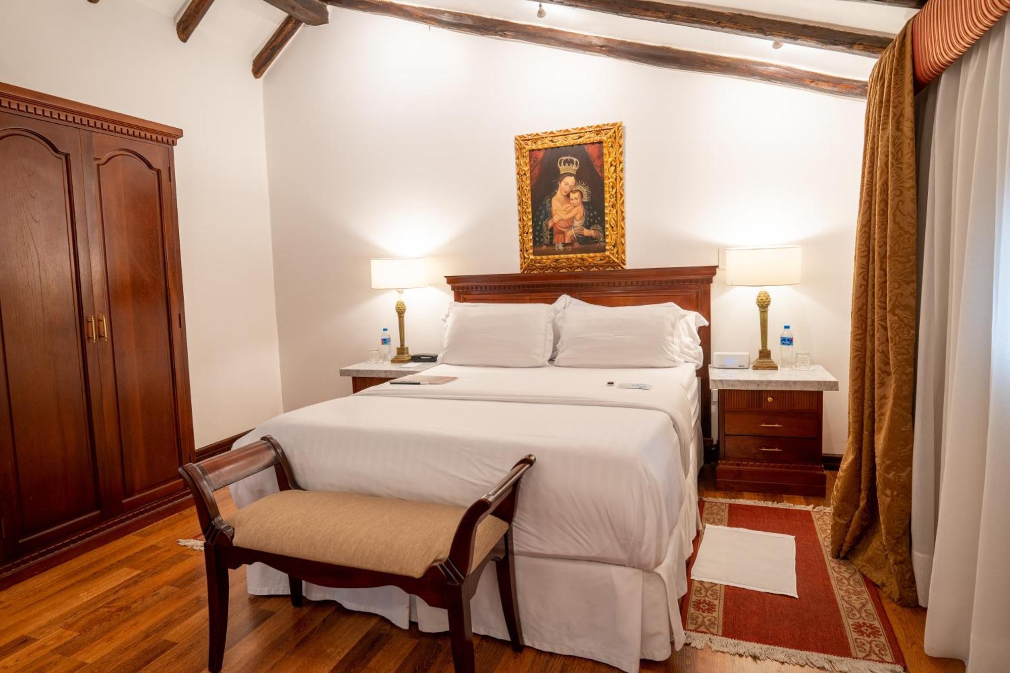 Hotel Boutique Santa Lucia Куенка Екстериор снимка