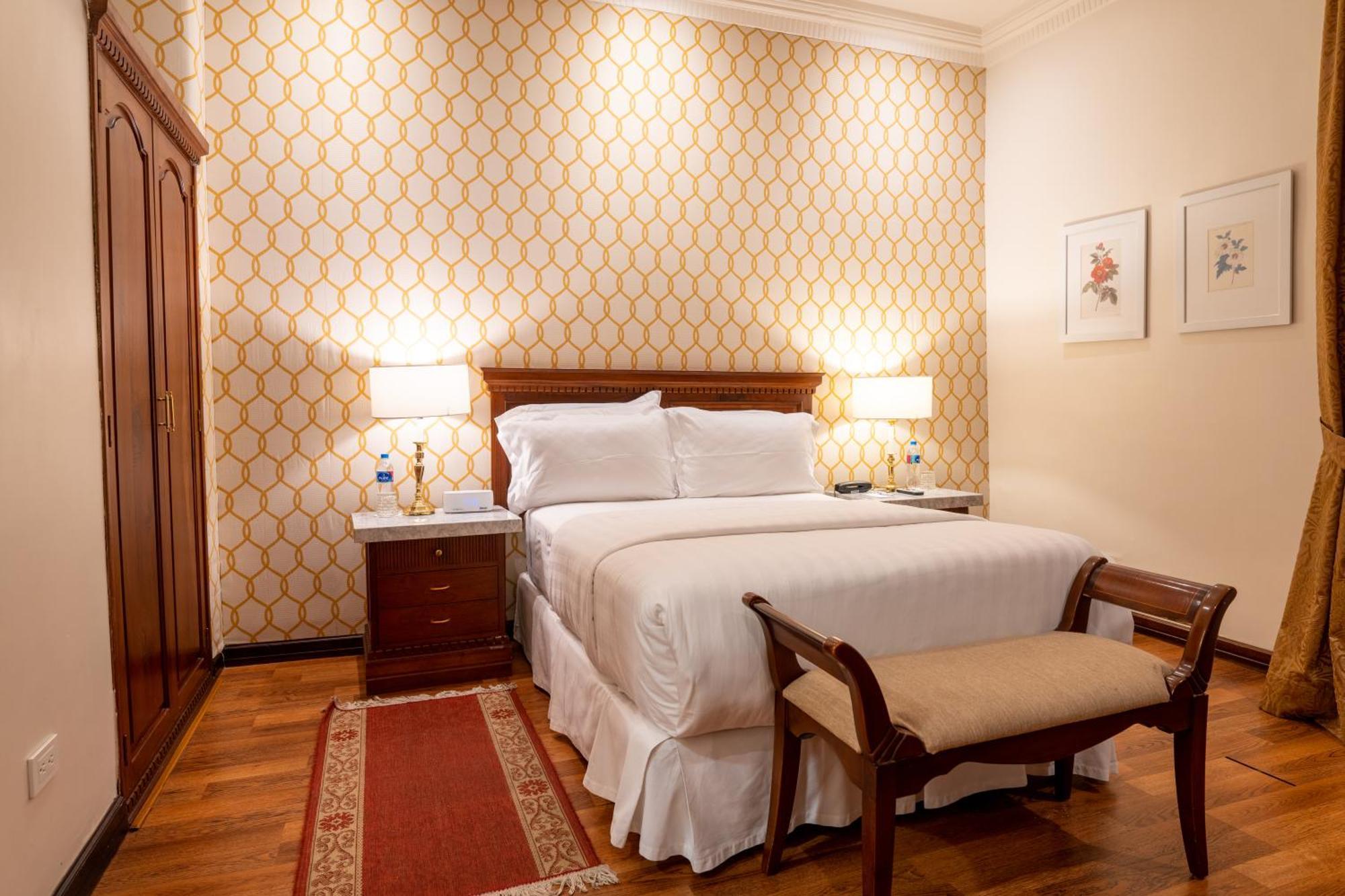 Hotel Boutique Santa Lucia Куенка Екстериор снимка