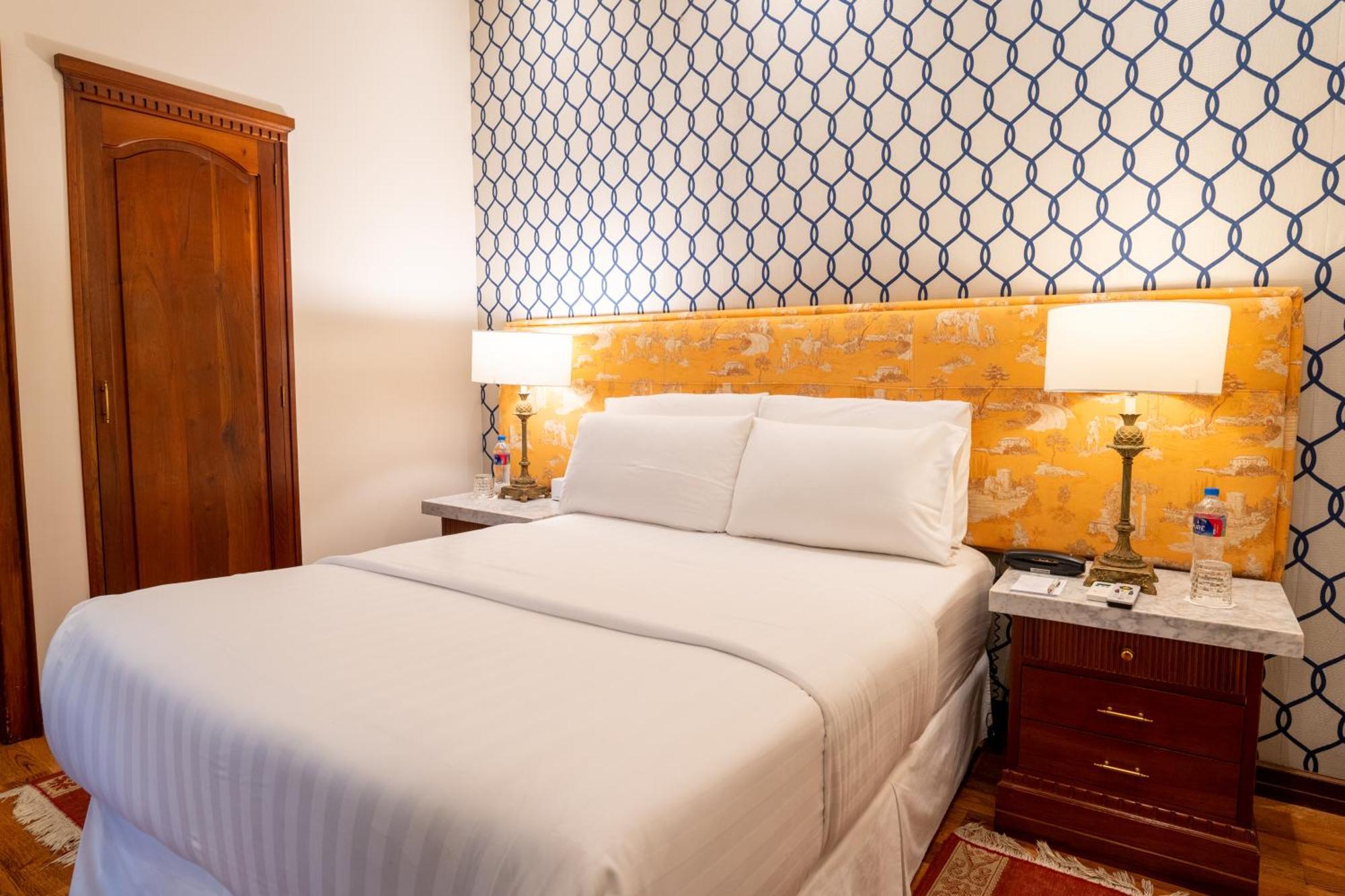 Hotel Boutique Santa Lucia Куенка Екстериор снимка
